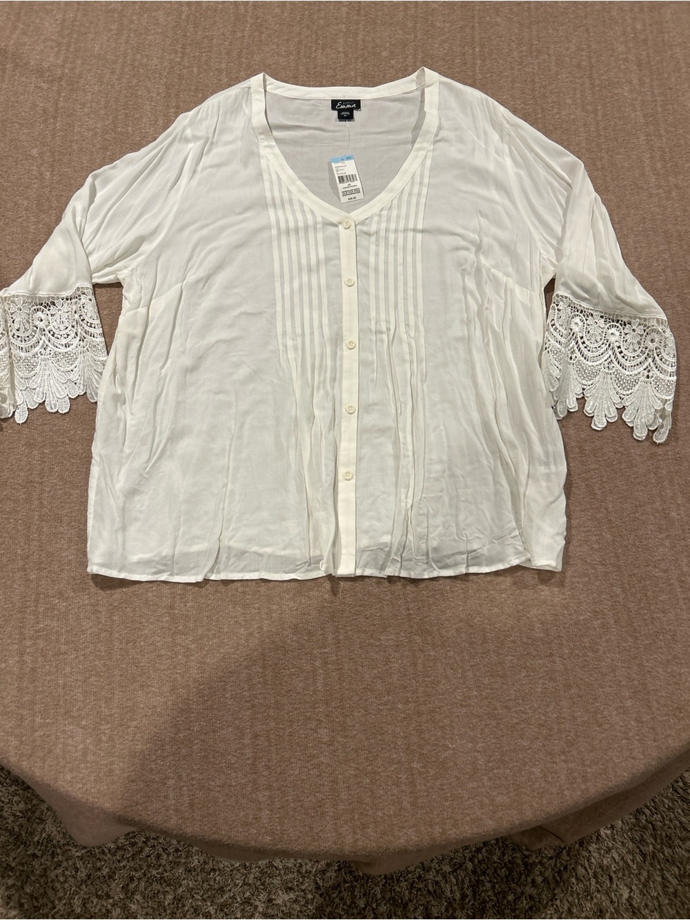 Simply Emma White Button-Front Blouse with Lace Trim